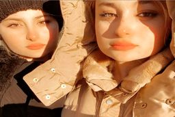 تفریح زمستانی سارا و نیکا و مادرشان در لاکچری ترین جای سوئد + عکس