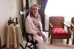 استایل تابستونه جوان‌پسند مریم امیرجلالی دل همه را برد | گردش خانم بازیگر مثل توریست های خارجی در خیابان های تهران +عکس