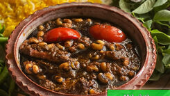 طرز تهیه خورش خرفه خوشمزه با لوبیا چشم بلبلی | فوت و فن های دستور پخت خورشت خرفه