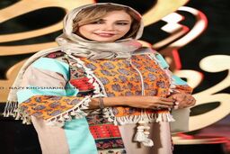 شبنم قلی خانی بازیگری را کنار گذاشت و معلم شد | نحوه جالب تدریس شبنم قلی خانی +فیلم