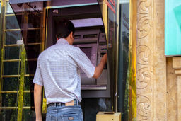 متقاضیان وام 200 میلیون تومانی برای عید بخوانند | وام فوری با افتتاح حساب در بانک گردشگری 