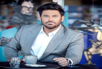 سلفی محمدرضا گلزار و خواهرزاده هایش/ آقای سلبریتی از خواهرزاده هایش هم جوانتر شد+عکس