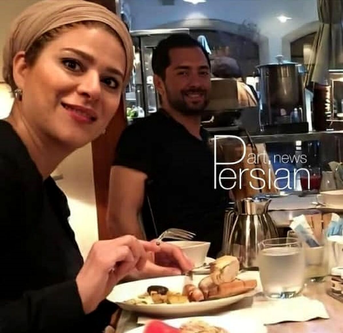 آواز خوانی سحر دولتشاهی در مهمانی مختلط/سحر دولتشاهی از همایون طلاق گرفت؟ +عکس لو رفته
