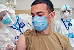 عوارض واکسن کرونا در پسران بالای ۱۲ سال چیه؟