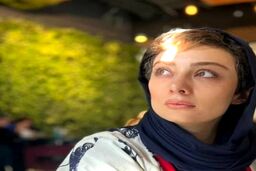 عکس خانوادگی رمانتیک یکتا ناصر سر سفره یلدا  + عکس