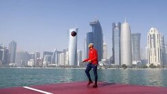 حضور مادر امباپه در قطر جنجالی شد +عکس