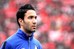 حرکت زیبای جواد نکونام سوژه رسانه ها شد+عکس