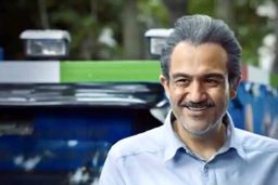 زنجیر طلای گرانقیمت مهران غفوریان در گردنش لو رفت/تعجب همه از زندگی تجملی آقای بازیگر