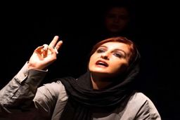 آیا شقایق دهقان ایرانی است؟