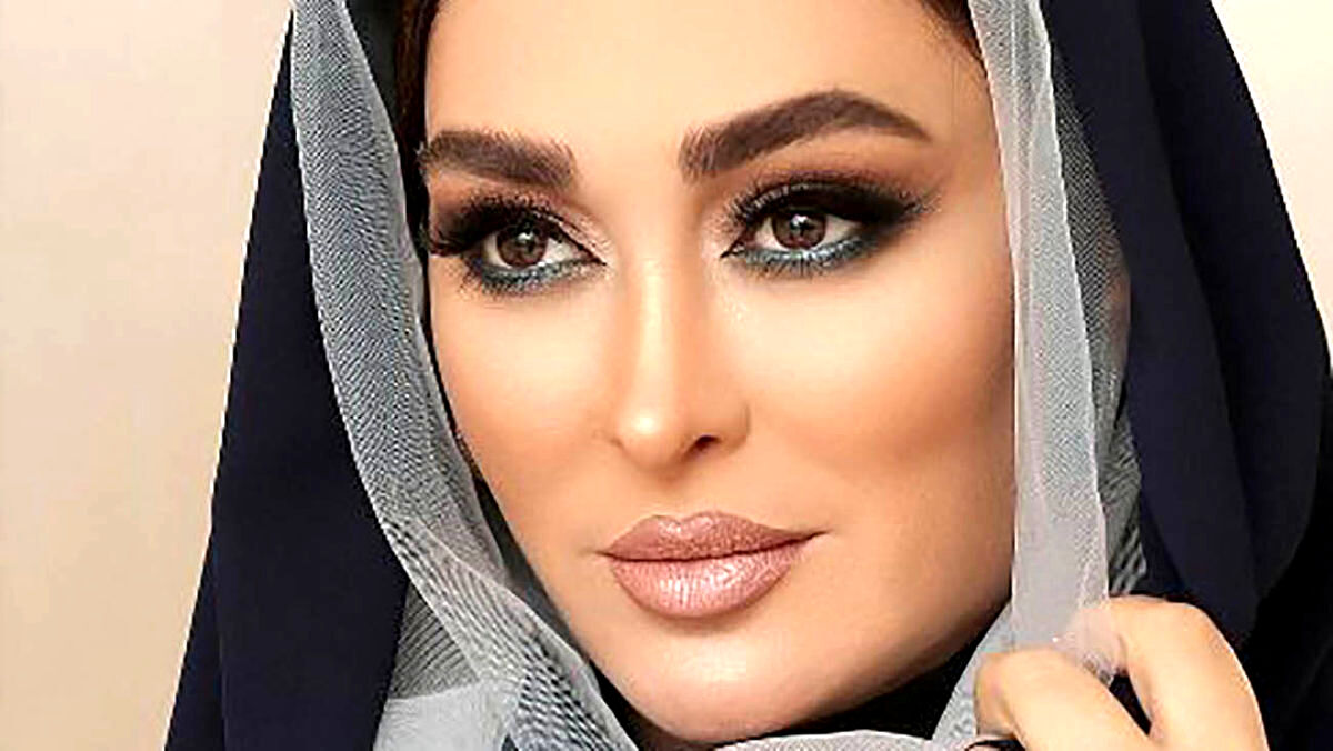 همسر الهام حمیدی خانم بازیگر را با این هدیه لاکچری سورپرایز کرد | ژست ذوق زدگی الهام حمیدی دیدنیه؟ +عکس