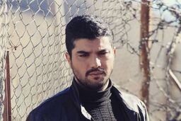 شباهت زیاد سینا مهراد و خواهرش !+عکس دیده نشده