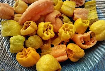 هم پفک خوشمزه بخورید ، هم وزن کم کنید | طرز تهیه پفک رژیمی و بدون روغن در منزل