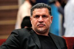 بازداشت همسر و دختر علی دایی در فرودگاه !