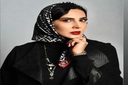 سلفی متفاوت لیلا بلوکات در کنار خواهرانش در حال پخش نذری + عکس