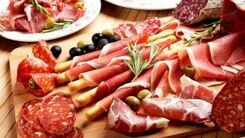 قیمت کالباس از گوشت گرانتر شد! / یک کیلو کالباس کیلویی چند؟
