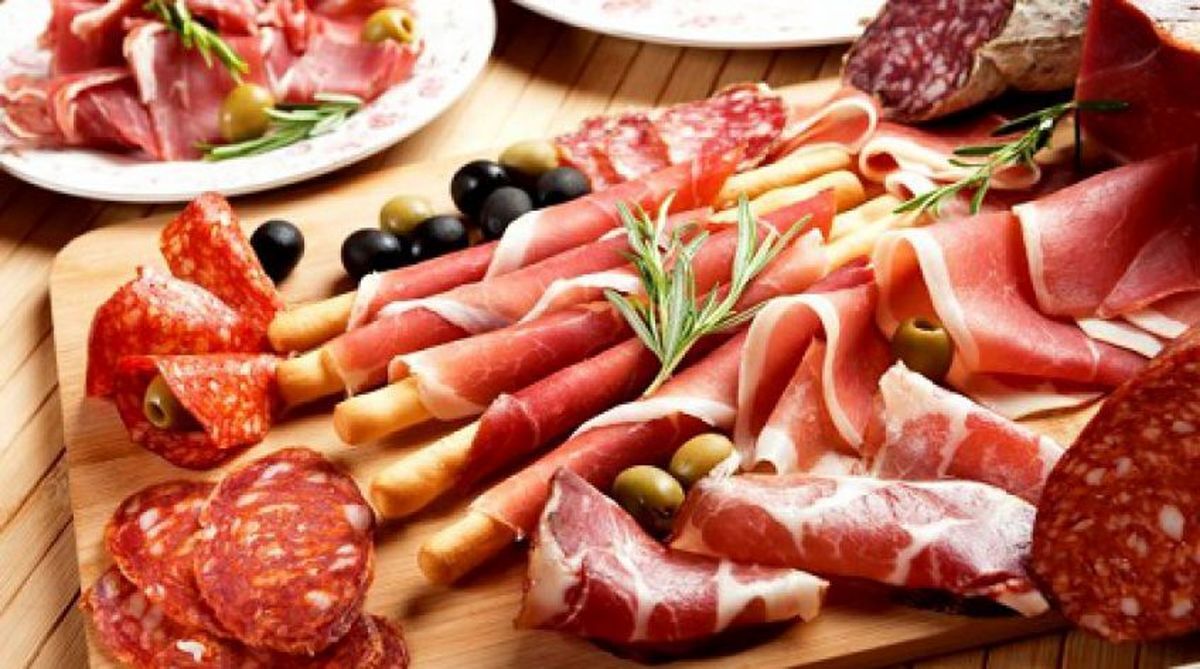 قیمت کالباس از گوشت گرانتر شد! / یک کیلو کالباس کیلویی چند؟