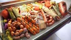 وقتی سوسیس و کالباس از گوشت و مرغ هم گران‌تر می شود
