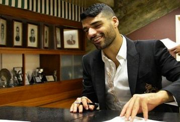 عکس دردسر ساز برای مهدی طارمی+ عکس 