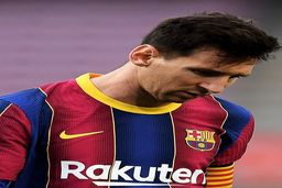 لیونل مسی ۱۶ ساله برای اولین بار با پیراهن بارسلونا +عکس