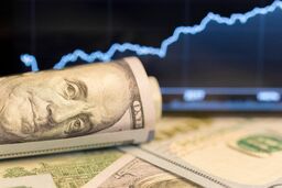 پیش‌ بینی مهم از قیمت دلار در سال آینده | نرخ واقعی دلار چقدر است؟