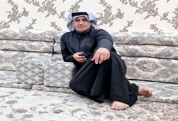 اقدام منصوریان برای دلجویی از هواداران فولاد | علیرضا منصوریان در اهواز تیپ عربی زد +عکس
