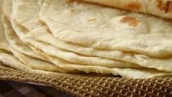 ترفندهایی برای نگهداری نان برای مدت طولانی تر | چگونه از بیات شدن نان جلوگیری کنیم