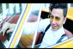 این فیلم را الان ببیند بعد فایده ای ندارد | ویدئویی پربازدید از خوانندگی دو نوجوان در مترو 