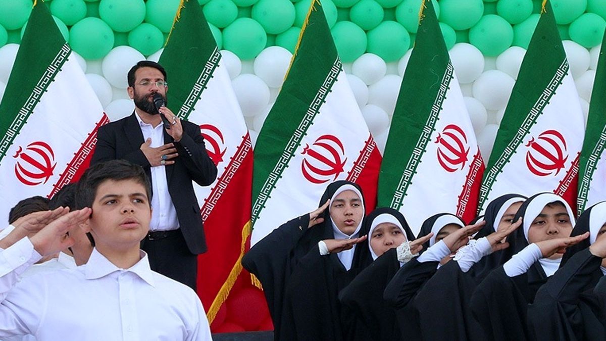 سلام فرمانده در کربلا عجب شور و حالی به پا کرد