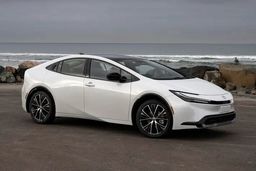 کوییک خارجی ها در ایران | اقتصادی‌ترین خودروی جهان به ایران آمد +عکس